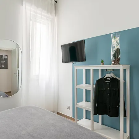 Maqueda House *