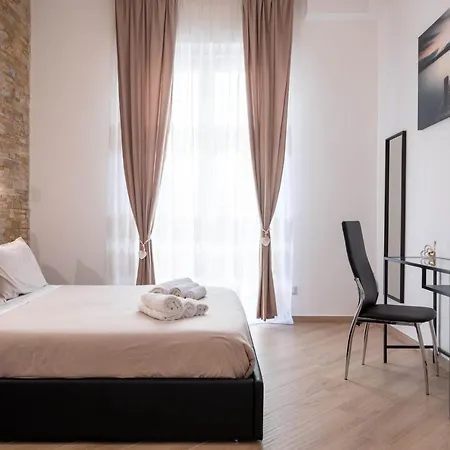 Maqueda House *