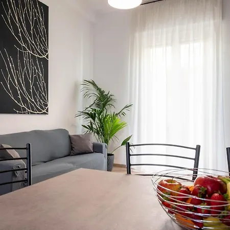 Maqueda House *
