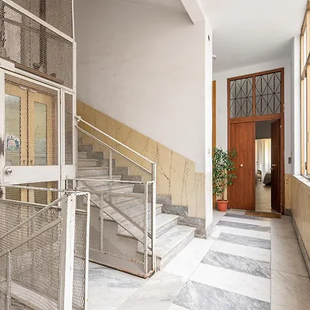 Maqueda House Apartament *