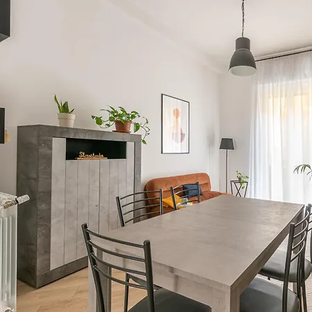 Maqueda House Apartament Palermo