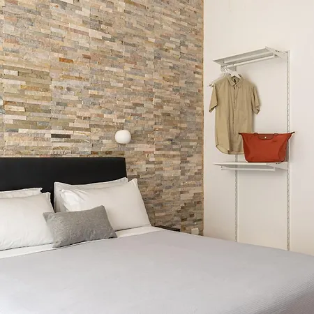 Apartament Maqueda House