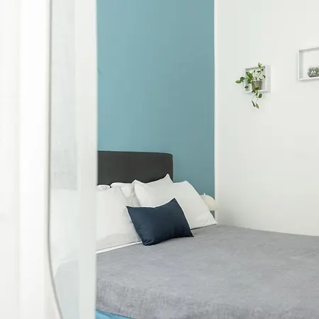 Maqueda House Apartament *